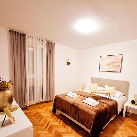 Apartman Golden Star Сплит Екстериор снимка