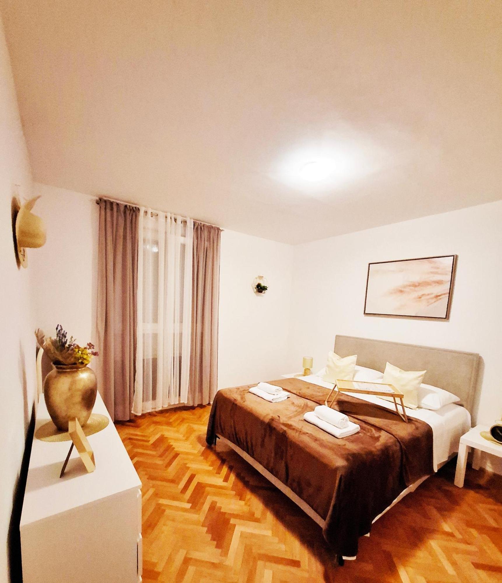 Apartman Golden Star Сплит Екстериор снимка